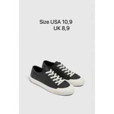 Pull & Bear Casual Trainers with toecap details SIZE USA 10, UK 9,8